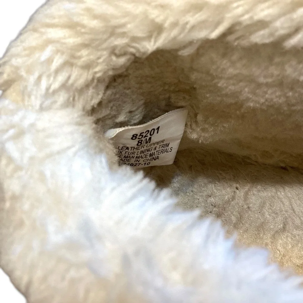Minnetonka Torrey Tan Brown Suede Faux Fur Lined Ankle Boots Women 8 Comfort EUC - Picture 6 of 8